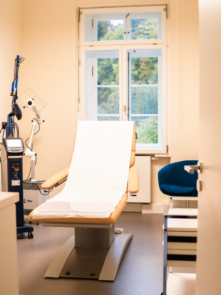 Aesthetik-Heiligenberg-Behandlungsraum1